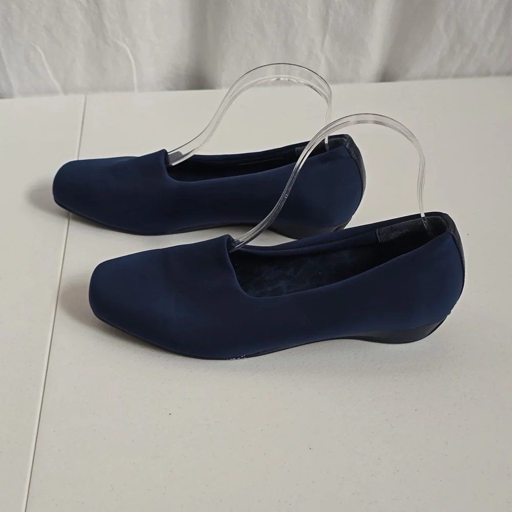 Vionic Mini Wedge Shoes